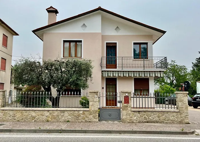 Laura's House דירה Mussolente